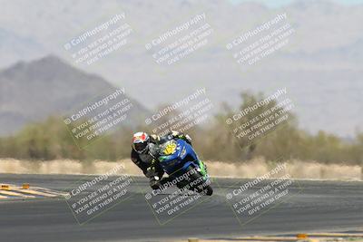 media/Apr-20-2025-CVMA (Sun) [[39090e8767]]/Race 11-500-350 Supersport (Holeshot)/